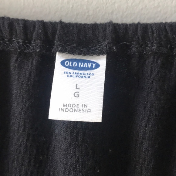 Old navy top - Picture 3 of 5